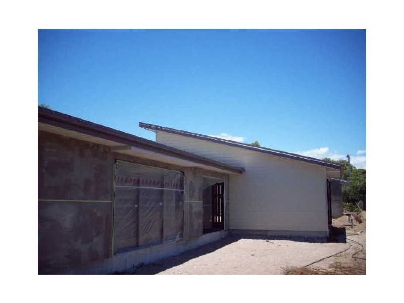 11 Field Street, Bowen QLD 4805