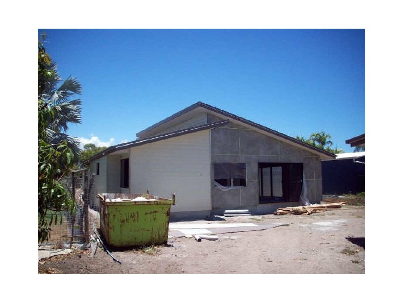 11 Field Street, Bowen QLD 4805