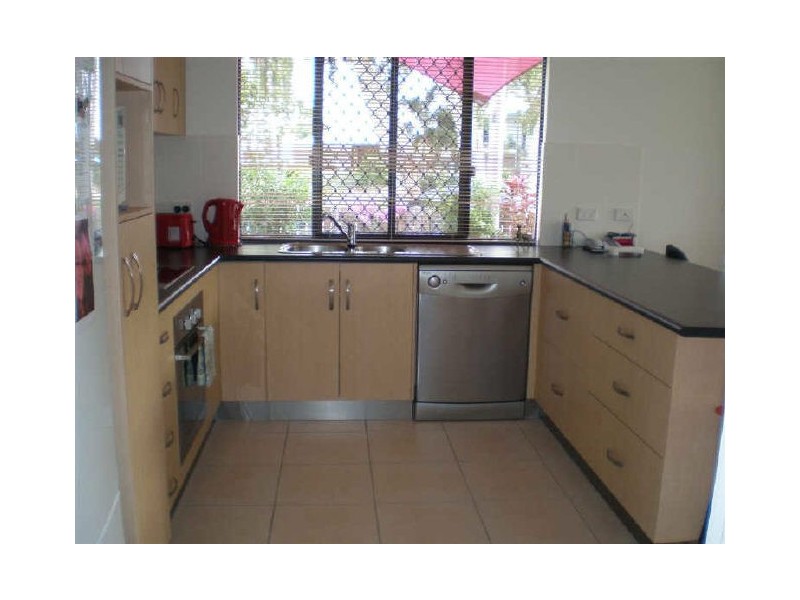 4/81 Tollington Road, Bowen QLD 4805