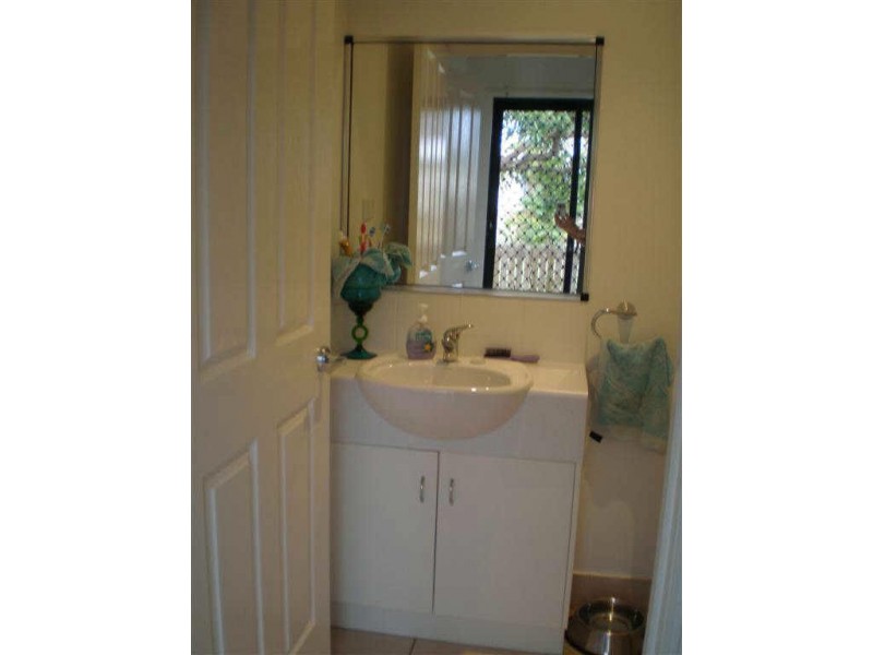 4/81 Tollington Road, Bowen QLD 4805