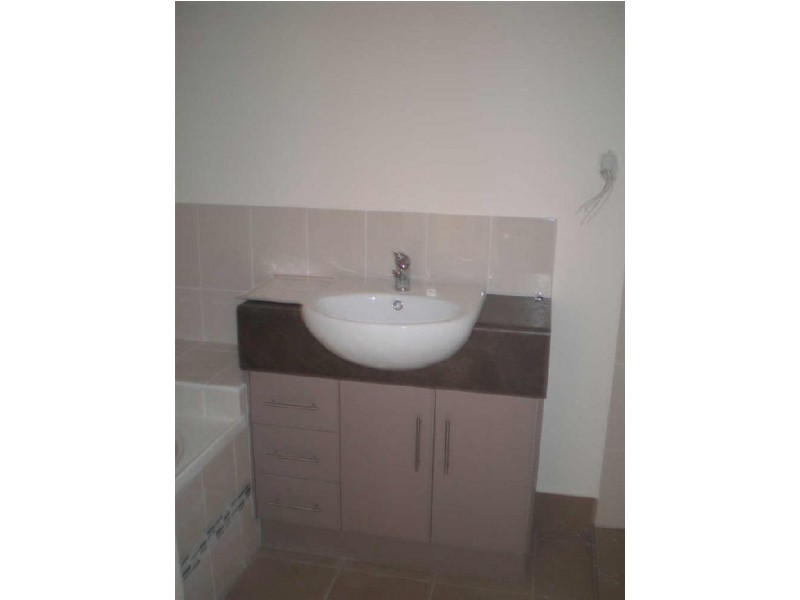 2/46 Gregory Street,  Cocos Palms Apartments, Bowen QLD 4805