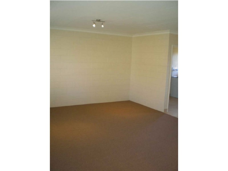 Unit 2-51 Leichhardt Street, Bowen QLD 4805
