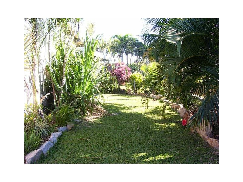 3/51 Leichhardt Street, Bowen QLD 4805