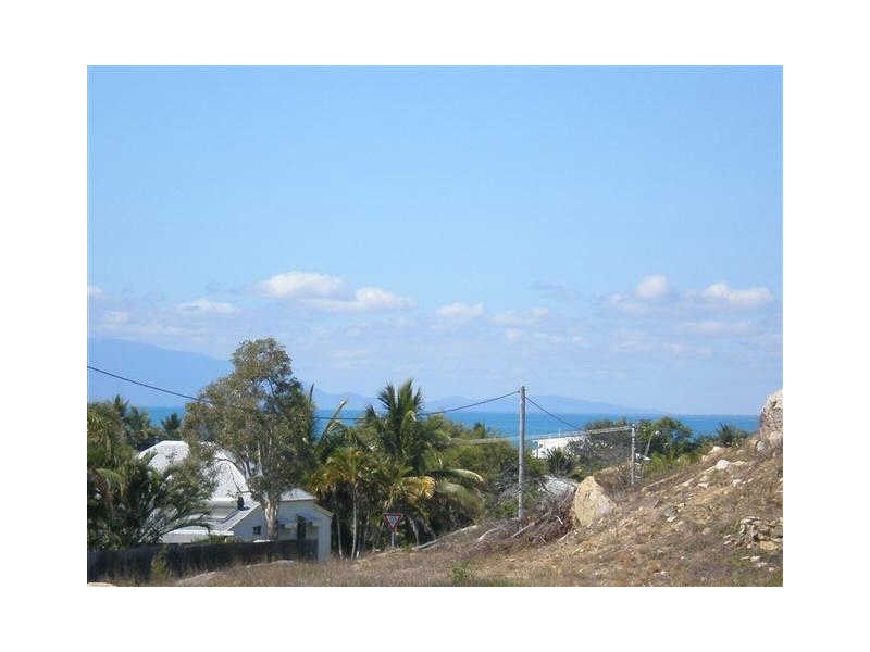 94 Williams Street, Bowen QLD 4805