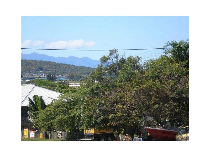 94 Williams Street, Bowen QLD 4805