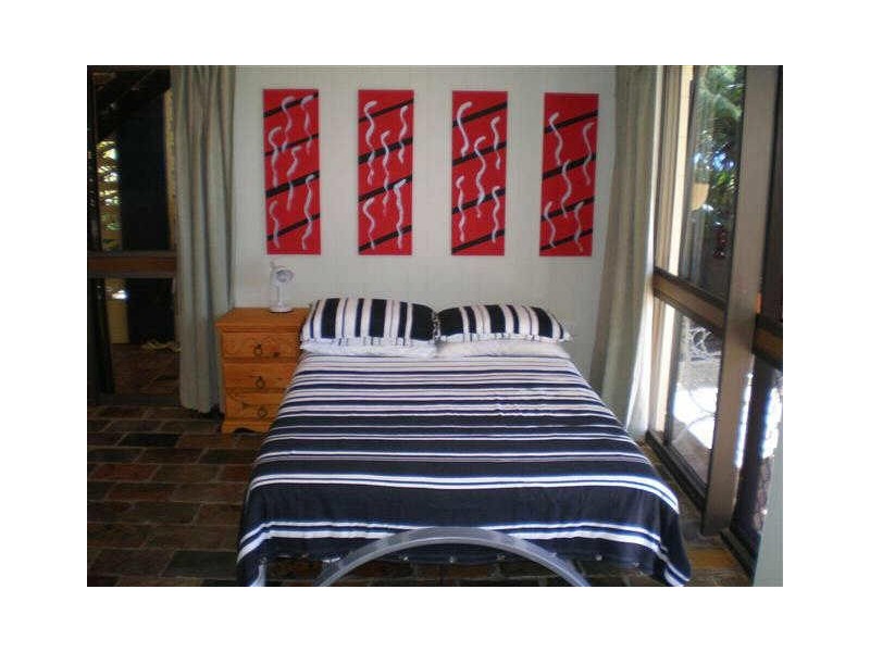 46 Whyte Avenue, Bowen QLD 4805