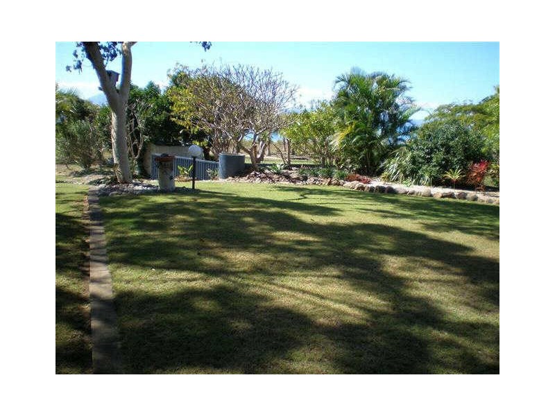 46 Whyte Avenue, Bowen QLD 4805