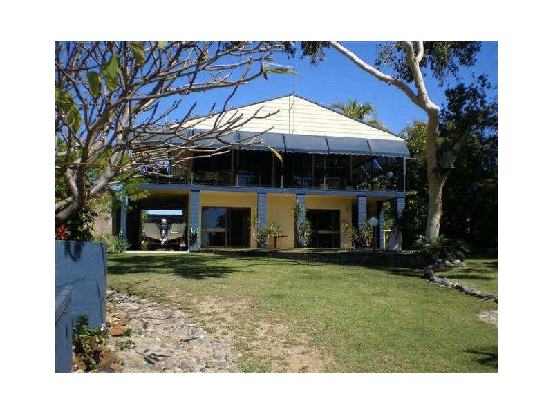 46 Whyte Avenue, Bowen QLD 4805
