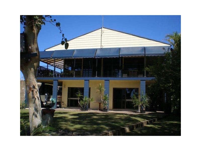 46 Whyte Avenue, Bowen QLD 4805