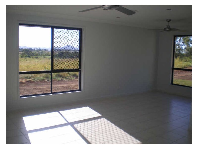 84 Drays Road, Bowen QLD 4805
