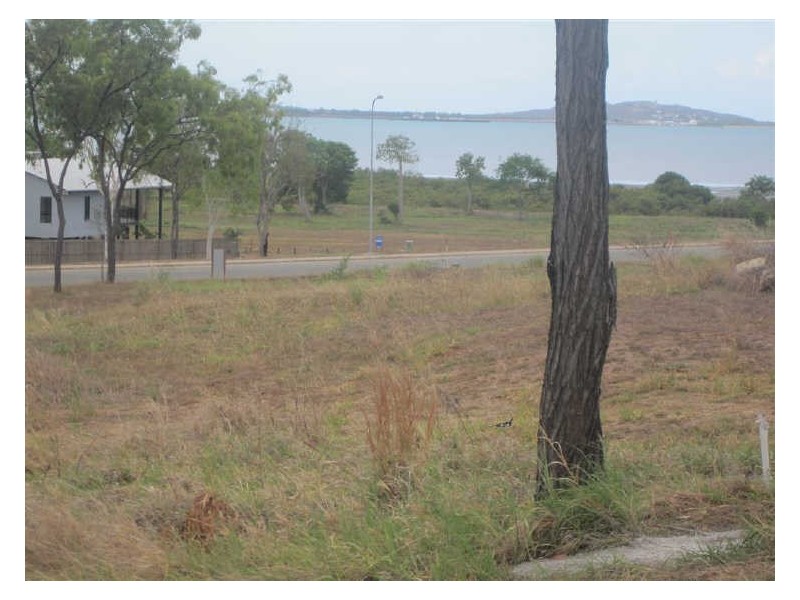 17 Sunshine Court, Bowen QLD 4805