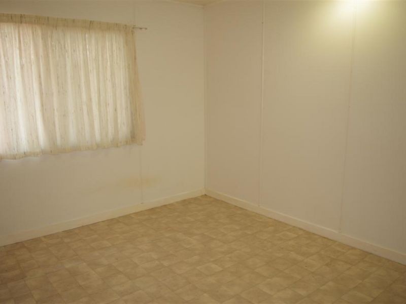 31 Gloucester Street, Bowen QLD 4805