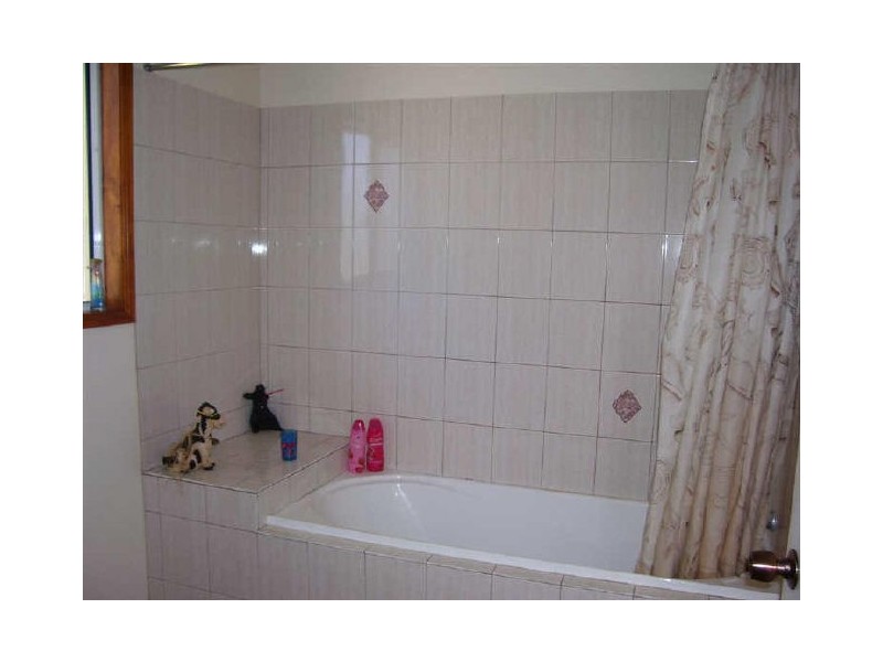 18 Brighton Road, Bowen QLD 4805
