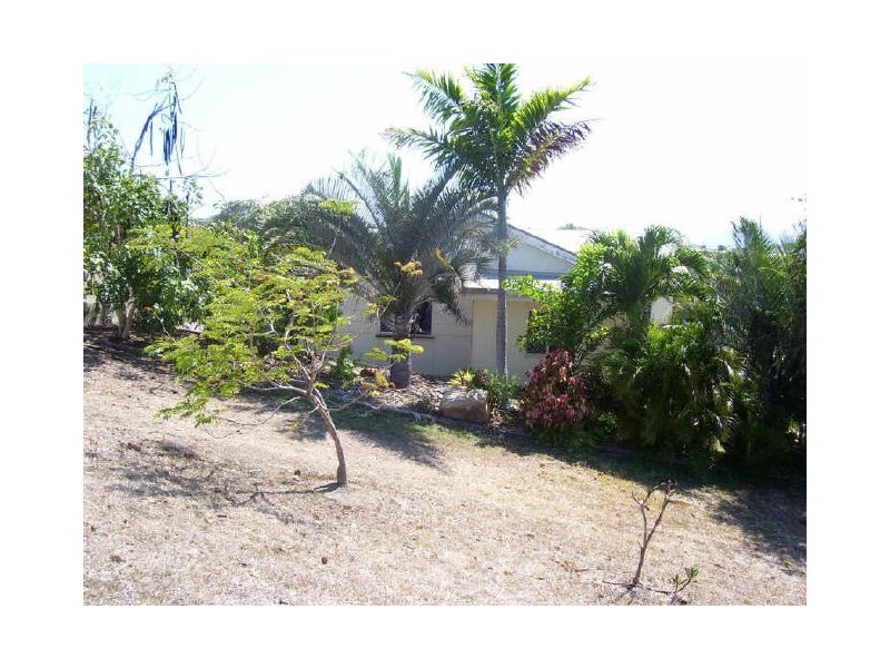 12 Mitchell Street, Bowen QLD 4805