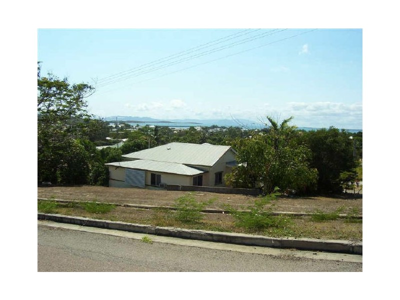 12 Mitchell Street, Bowen QLD 4805