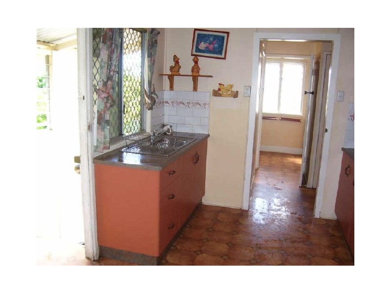 12 Mitchell Street, Bowen QLD 4805