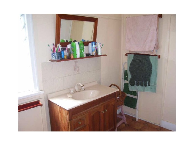 12 Mitchell Street, Bowen QLD 4805