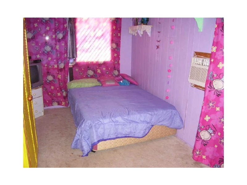 12 Mitchell Street, Bowen QLD 4805