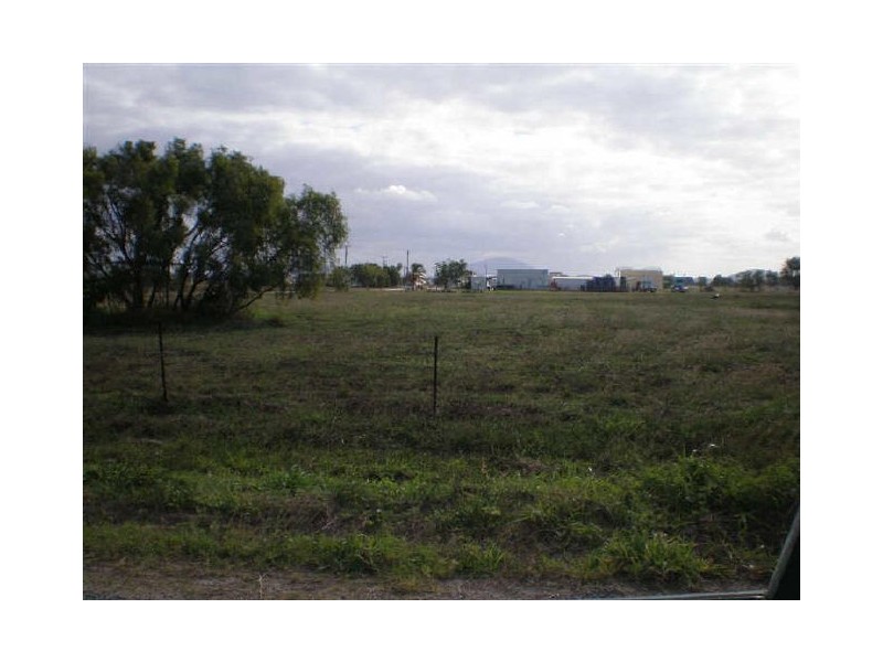 Betzels Lane, Bowen QLD 4805