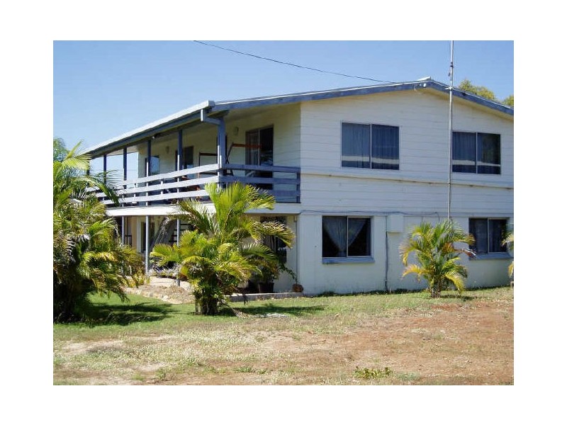 61 Whyte Avenue, Bowen QLD 4805