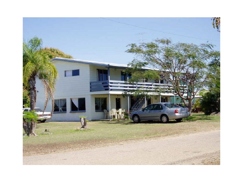 61 Whyte Avenue, Bowen QLD 4805