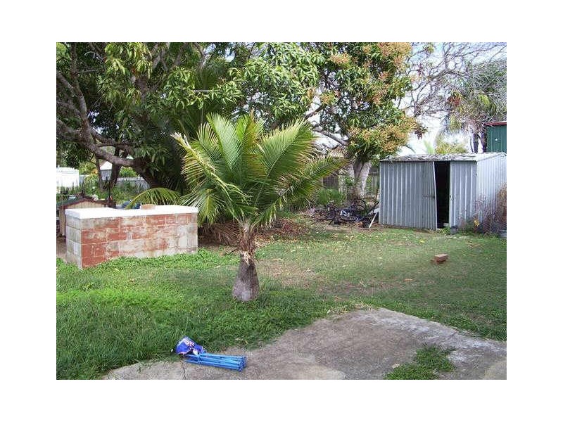 61 Whyte Avenue, Bowen QLD 4805