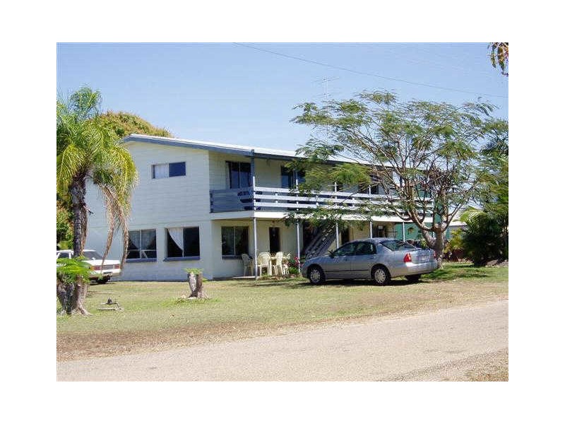 61 Whyte Avenue, Bowen QLD 4805