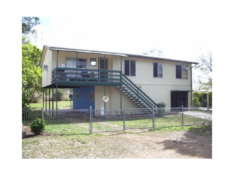 32 Walker Street, Collinsville QLD 4804