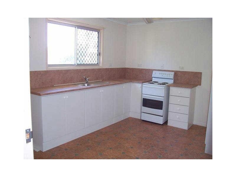 32 Walker Street, Collinsville QLD 4804