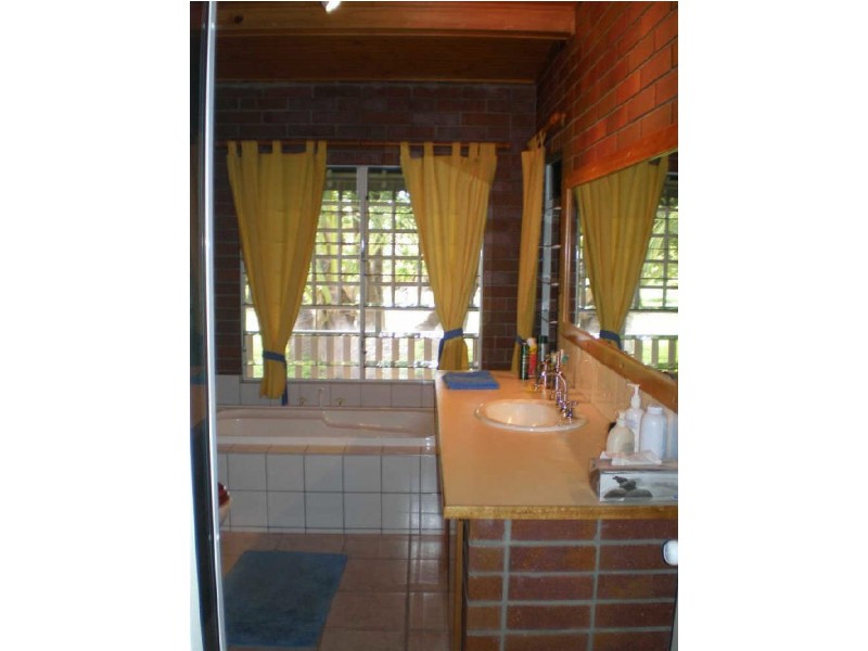 312 Richmond Road LOWER DON, Bowen QLD 4805