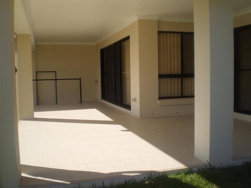 90 Ocean View Drive, Bowen QLD 4805