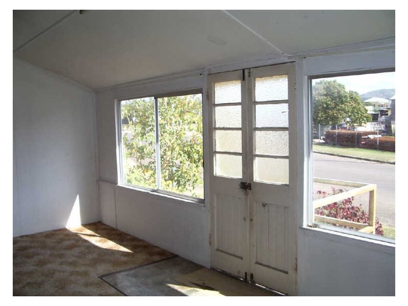 43 Railway Road, Collinsville QLD 4804