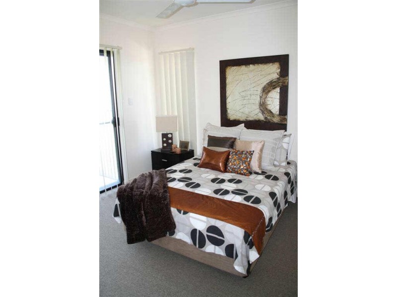 1/34 Poole Street, Bowen QLD 4805