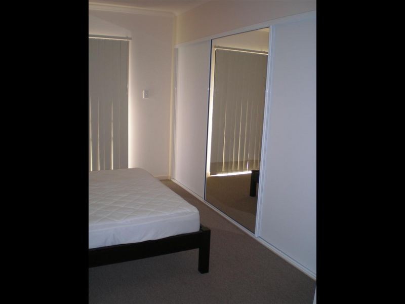 2/34 Poole Street, Bowen QLD 4805