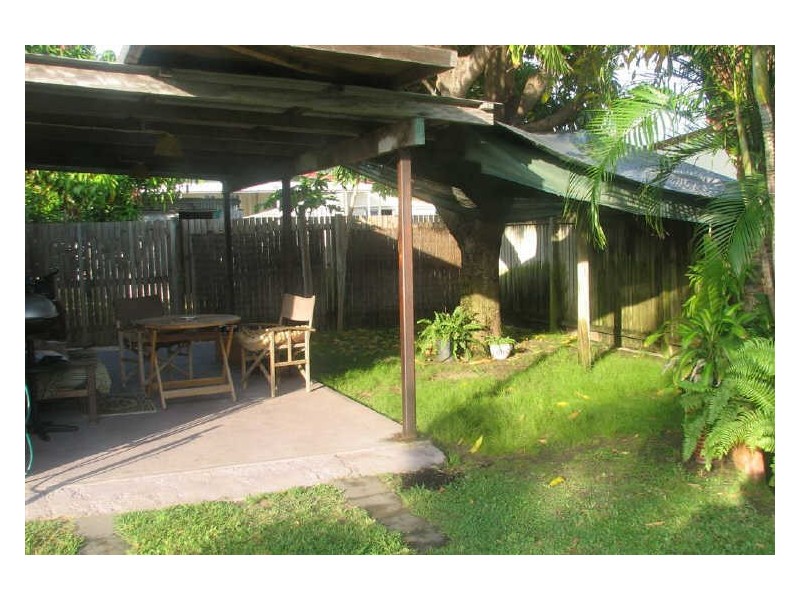 17 Whitsunday Street, Bowen QLD 4805