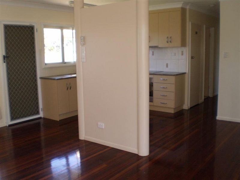 12 Rosshall Street, Bowen QLD 4805