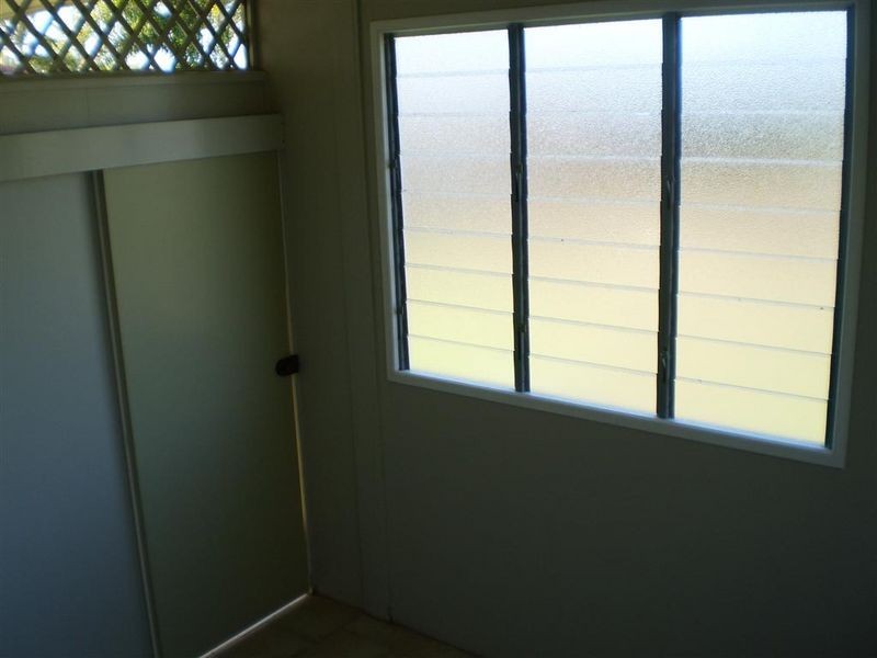 12 Rosshall Street, Bowen QLD 4805