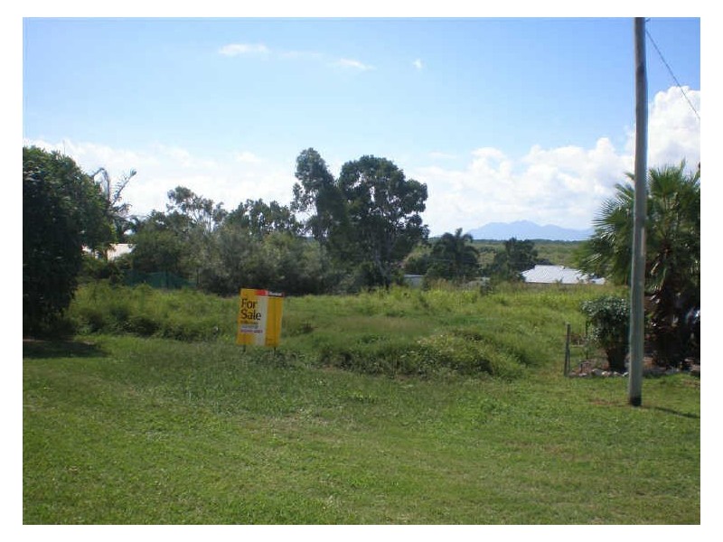 10 Hay Street, Bowen QLD 4805