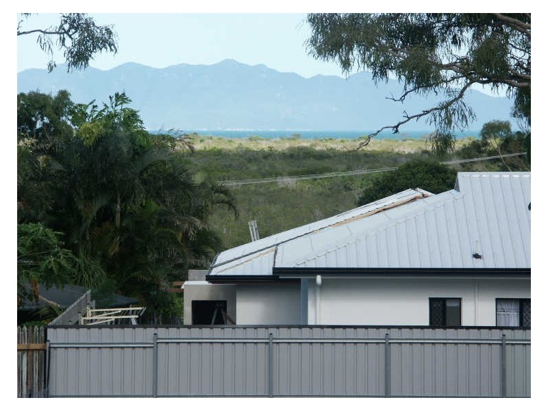 10 Hay Street, Bowen QLD 4805