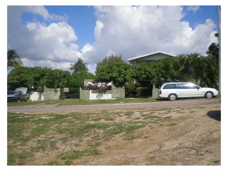 10 Hay Street, Bowen QLD 4805