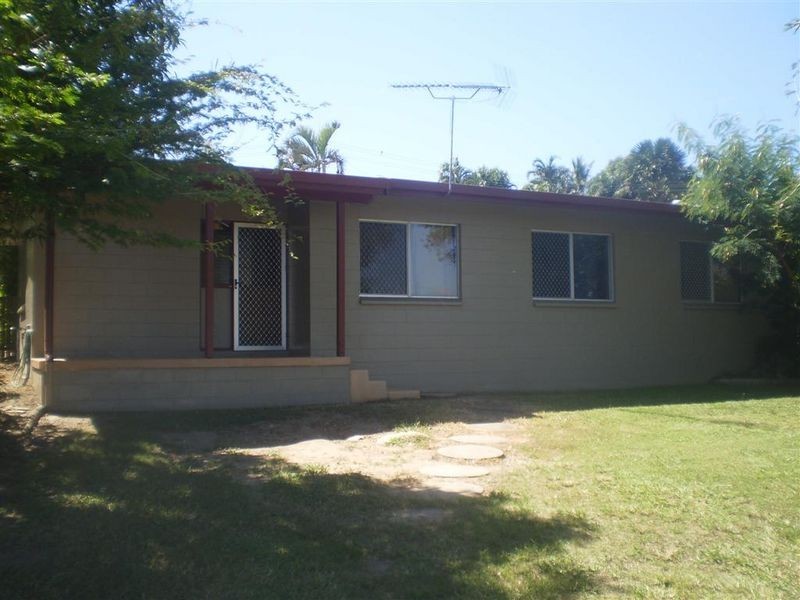 4 Bull Crescent, Bowen QLD 4805