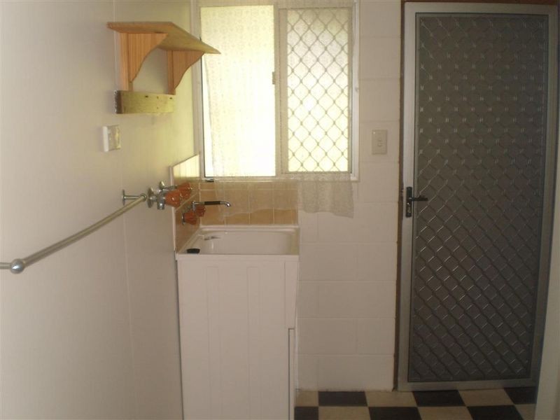 4 Bull Crescent, Bowen QLD 4805