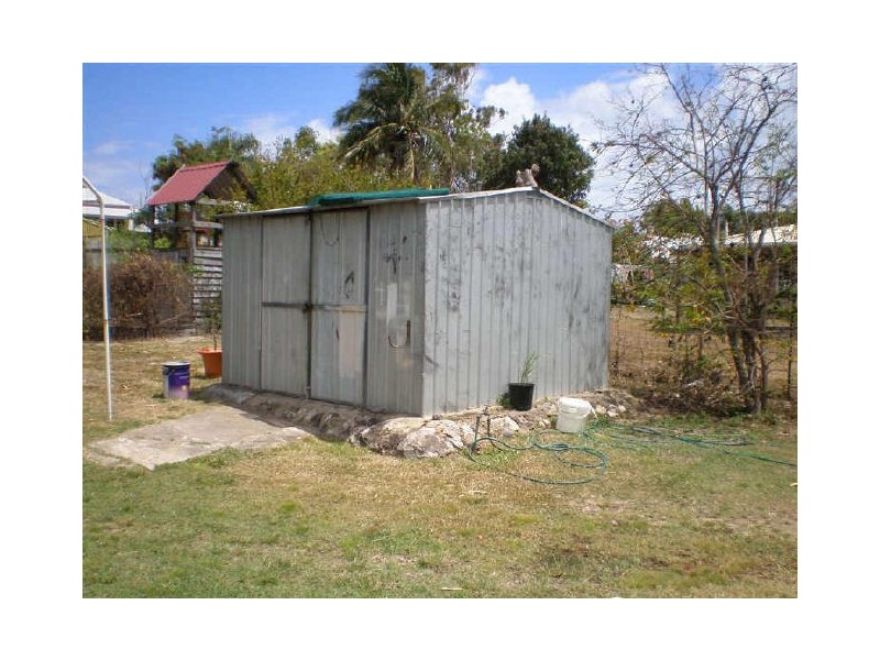 7 Queens Road, Bowen QLD 4805