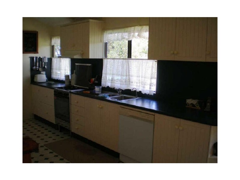 7 Hay Street, Bowen QLD 4805