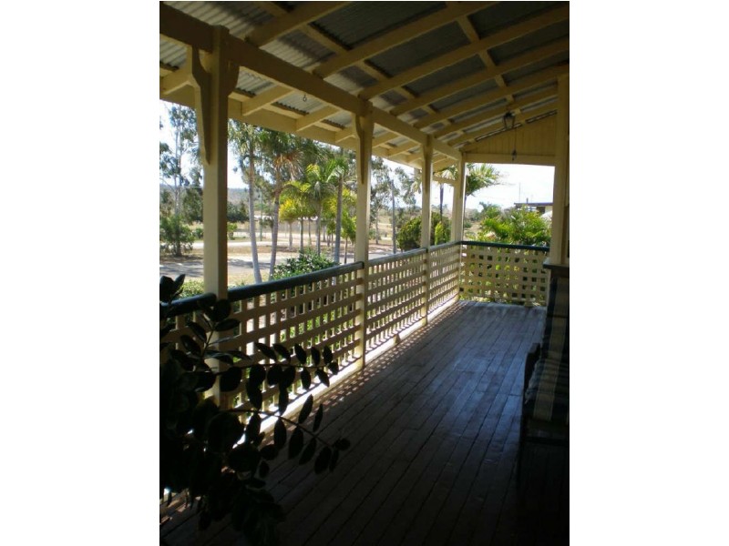 7 Hay Street, Bowen QLD 4805