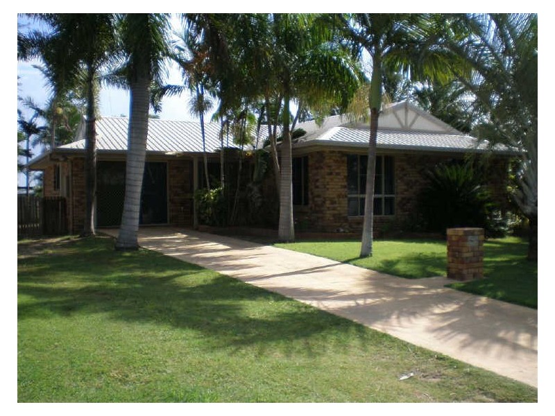 39 Coral Street, Bowen QLD 4805