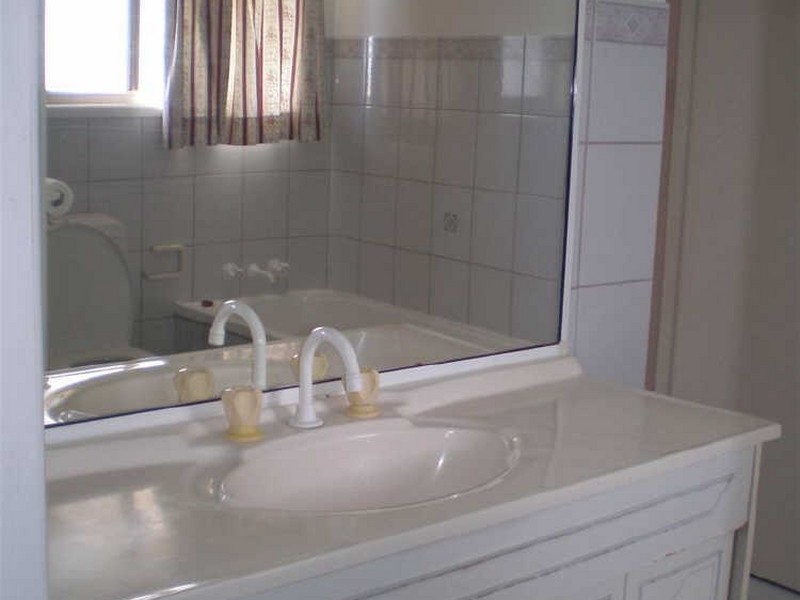 39 Coral Street, Bowen QLD 4805