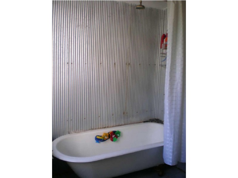 75 Williams Street, Bowen QLD 4805