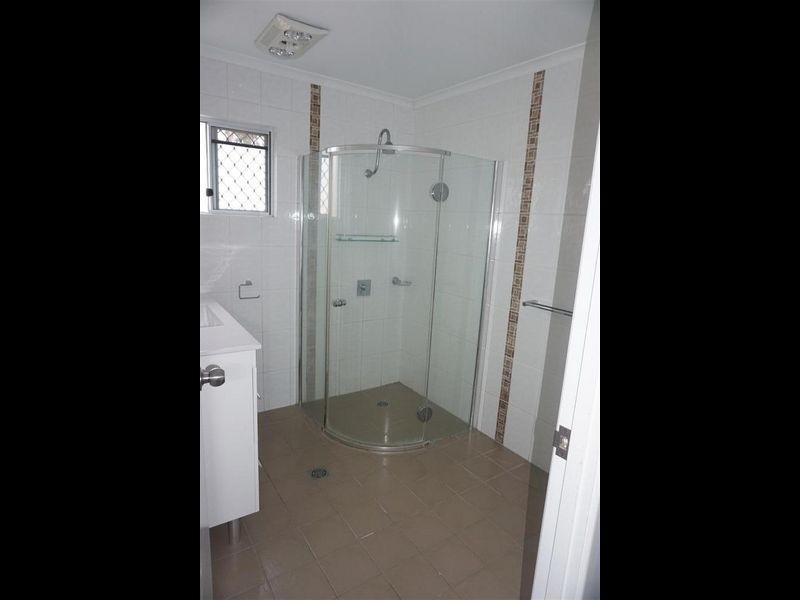 4 Sunset Crescent, Bowen QLD 4805