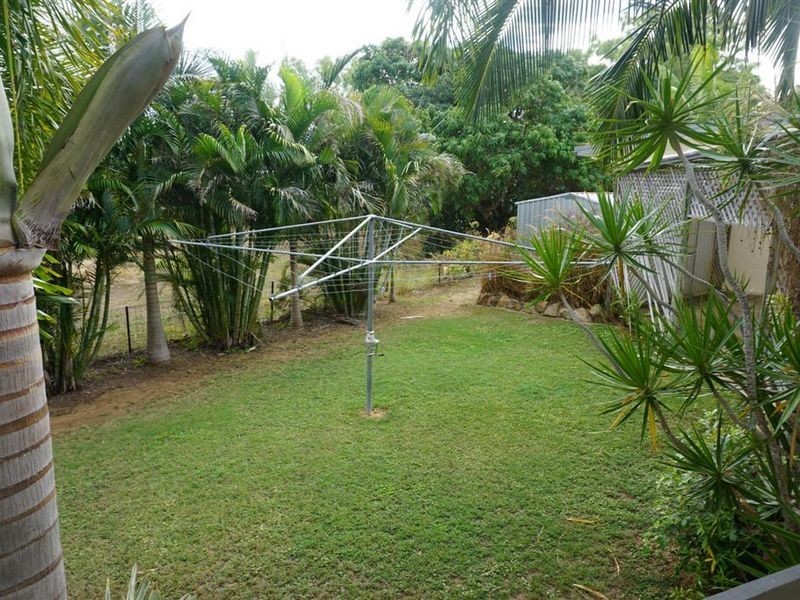 4 Sunset Crescent, Bowen QLD 4805